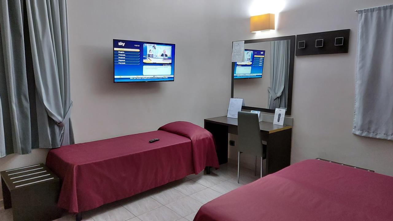 Idria Hotel Тиволи Екстериор снимка
