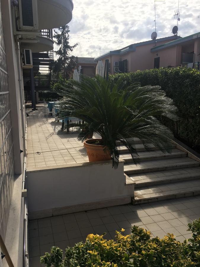 Idria Hotel Тиволи Екстериор снимка