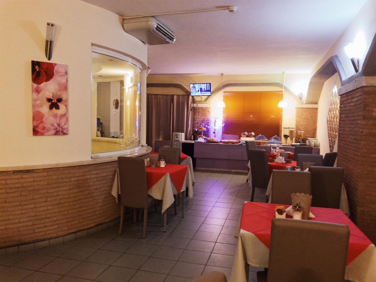 Idria Hotel Тиволи Екстериор снимка