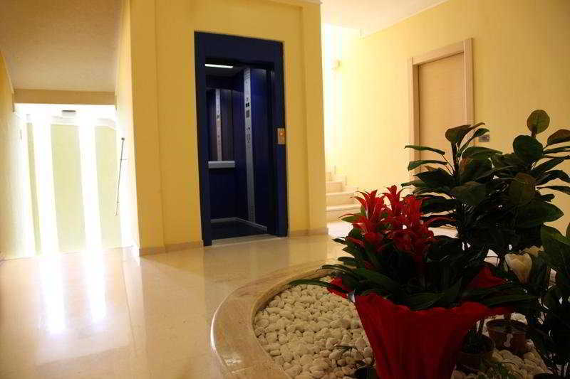 Idria Hotel Тиволи Екстериор снимка