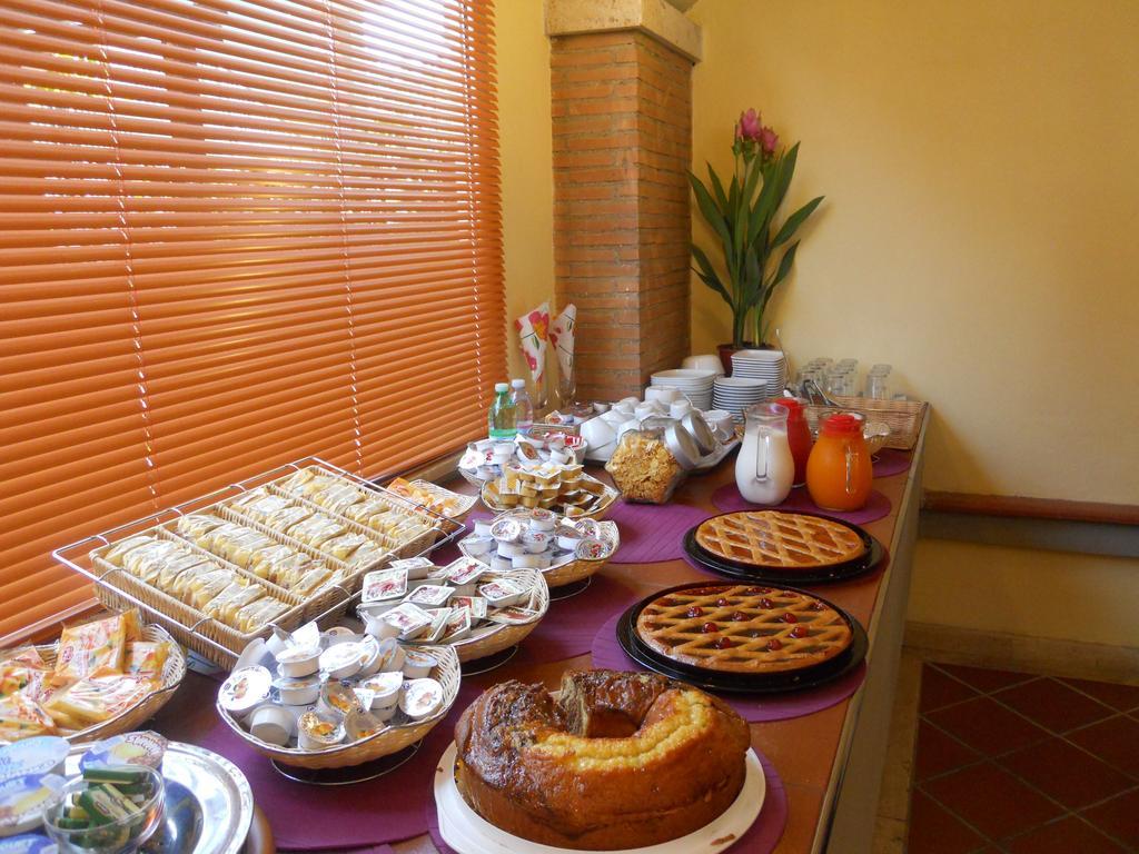 Idria Hotel Тиволи Екстериор снимка