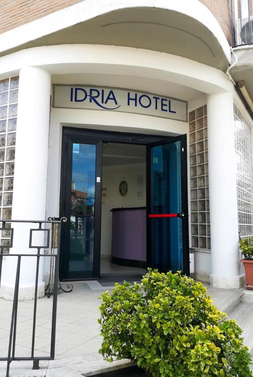 Idria Hotel Тиволи Екстериор снимка